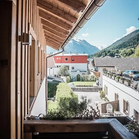 Haus Bacher Апартаменты *