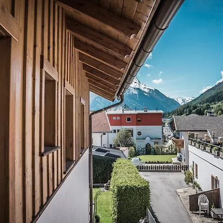 Haus Bacher *
