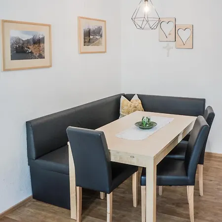 Апартаменты Haus Bacher Фульпмес